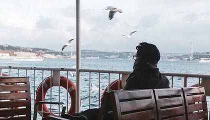 开云体育登录-山东男篮分享邱彪发布会片段：球队战胜辽宁赢得两连胜